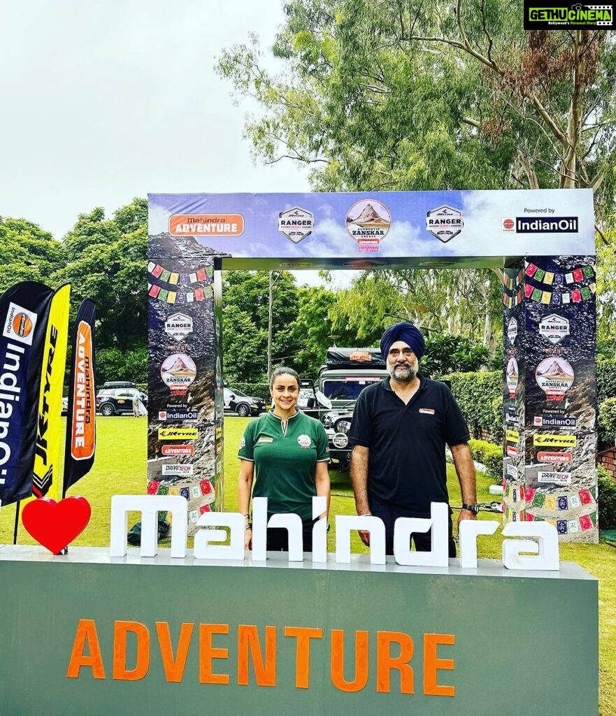 Gul Panag Instagram - All set !! Excited to be part of a tribe of inspiring women as we embark on this first of its kind adventure! #WomenWithDrive #AuthenticZanskar #mahindraadventure #drivetechindia @mahindraadventure @_drivetech @harisingh.rallying @bimbra4x4 @nomadadventuresoverland