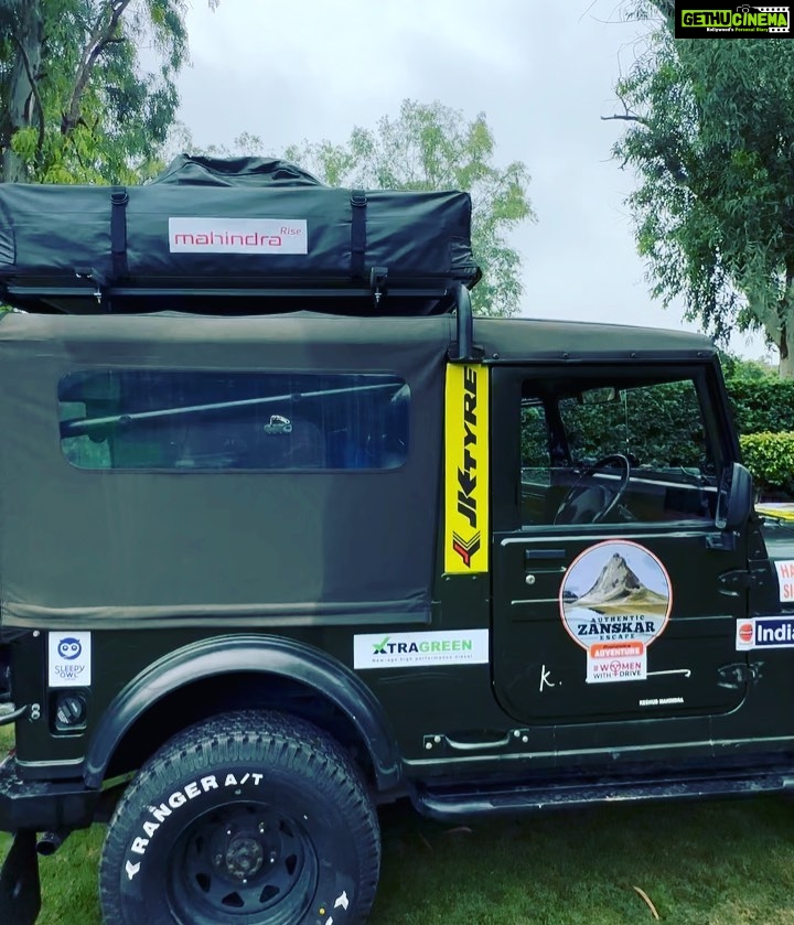 Gul Panag Instagram - All set !! Excited to be part of a tribe of inspiring women as we embark on this first of its kind adventure! #WomenWithDrive #AuthenticZanskar #mahindraadventure #drivetechindia @mahindraadventure @_drivetech @harisingh.rallying @bimbra4x4 @nomadadventuresoverland