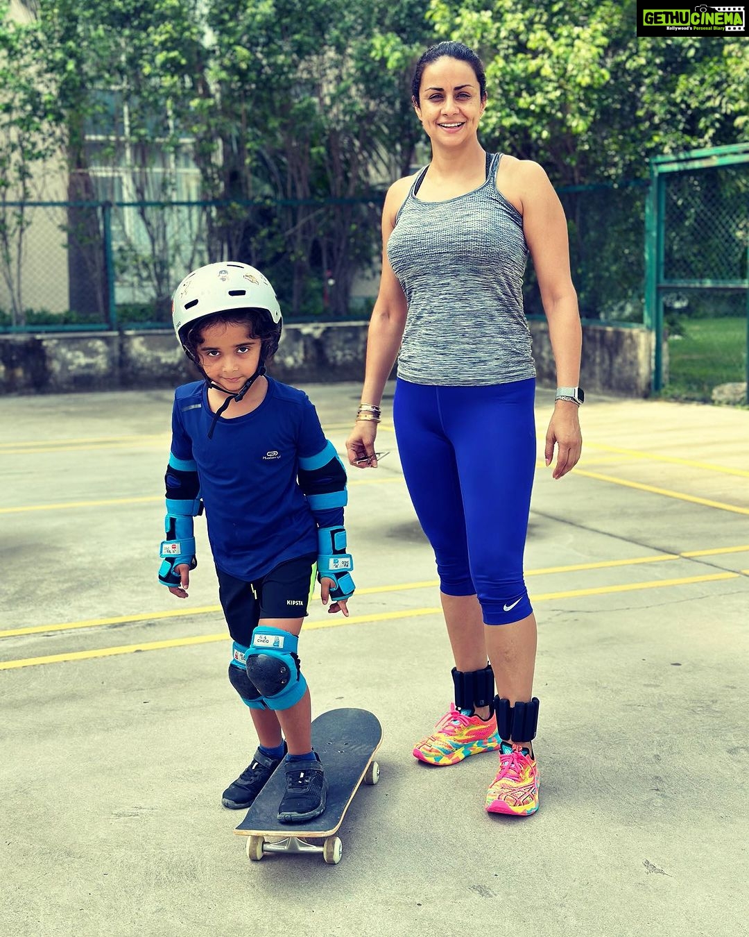 Gul Panag Instagram - “You know why Moms are in sportswear a lot ?? Because mother hood is an extreme sport . “ Via @mytherapistsays 💁🏻♀️ I seem to find myself posting pictures in workout clothes a lot. It’s because I’m beginning to subscribe to the view - that motherhood is indeed an extreme sport!! In other news Nihal has decided that he’s done with Skating. But seems to have an infinite amount of interest in skateboarding. So we started introducing him to the sport. This is his second class. And he’s not doing too badly. Also, I had a few questions on my @theflexnest anklets .And bangles ( last photo) on my stories. I do low intensity, steady state, cardio 3 to 4 times a week in addition to strength training. I find myself challenged better if I have resistance both in my hands and in my feet. Over the years I have used various kinds of ankle weights and wrist weights. Most used to be filled with sand. They were bulky as well as uncomfortable most often. These are sleek, comfortable and nonintrusive. I’ve had these for about a year and I absolutely love them. A long walk, say 45 minutes or so, with these, activate the core in addition to the legs of course. Do give it a try.😀