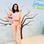 Gul Panag Instagram - Sustainability is not an option. It’s now a compulsion. A big thank you to Economic Times for making me part of the Sustainable Organisations Awards - a platform that acknowledges and recognises organisations that are raising the bar when it comes to incorporating sustainable practices. While one doesn’t work for rewards, it’s certainly is encouraging to be awarded and inspire others to follow suit. . . . . . . Outfit by @katespadeny Jewellry by @anaqajewels Styled by @vibhutichamria Make up @deepak_pawar03 Hair @asiya.ansari The Westin Mumbai Garden City