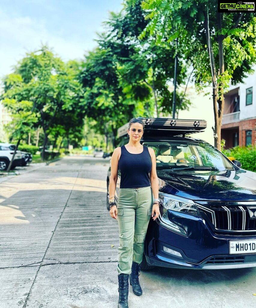 Gul Panag Instagram - Getting ready for another overlanding adventure. And this time with a bunch of ladies . Cannot wait for the all Women Authentic Zanskar Experience my friends at @mahindraadventure and I are putting together- an idea we conceptualised and started work on in the beginning of the year. We still have a few slots open. Head over to the Mahindra Adventure website to join us. #WomenWithDrive #adventure #overland #overlanding #rooftoptent #Zanskar . . . . @mahindra_auto @mahindraxuv700 @bimbra4x4 @nomadadventuresoverland