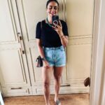 Gul Panag Instagram - My selfie game needs some work. Here’s the last few weeks of me looking at myself wondering- 1. Am I being good wife? 2. Am I being a good mother? 3. Am I being a good person? 4. Am I am doing my best? 5. And, how am I looking?