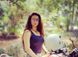 Gul Panag Instagram - #throwback to long hair. And longer rides. Also, time to get the Bonnie out. Riding days are here again.🤩 And what do I add to the stable next ? #T120 #triumphbonneville #bikerbabe #bikerchick @officialtriumph @indiatriumph
