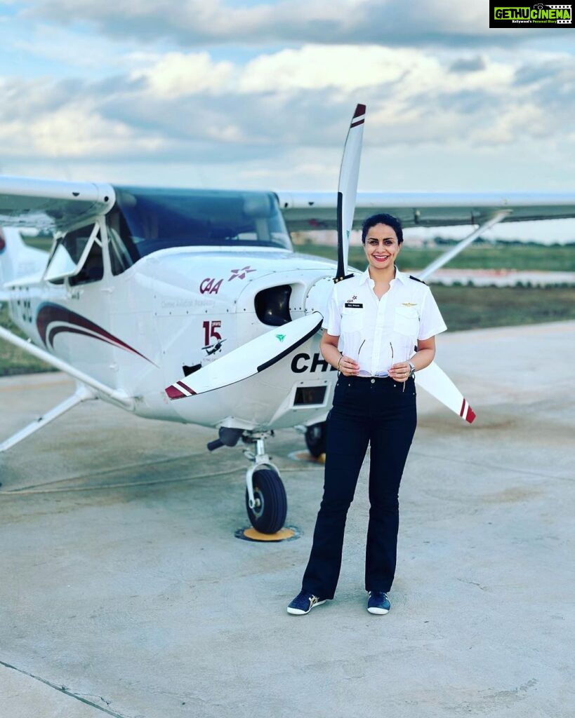 Gul Panag Instagram - #mondaymotivation Flew after quite a while. And it was amazing! Gusty flying and cross wind landings notwithstanding, I’ve had the time of my life these last few days. Cannot even begin to describe how much I enjoyed being at @chimesaviationacademy ‘s new facility at Neemuch. Already feels like home. Though I will always love Dhana. For those who ask- I do not fly for an airline. I’m a Hobby Pilot I have a PPL ( refer last photo) and not a CPL (which is the minimum requisite to fly for an Airline.😅) I’m wearing a uniform out of respect for Academy etiquette. Also, how else could I show off my two stripes ? ( 3 for CPL) Although look incomplete, in jeans and these shoes. Next step Piper Archer endorsement. ❤️ Big thanks to Capt Jinal Patel.❤️ @jinalpatel_17 #pilot #aviator #feelingfly #upintheair Neemuch,Madhya Pradesh