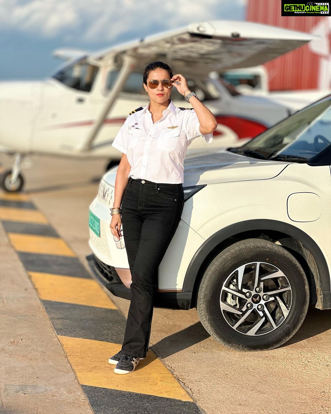 Gul Panag Instagram - #notjustaroadtrip An electrifying one! And Happy #WorldEVDay Iโve wanted to do a highway driving experience on the XUV400 ever since I first drove it last year. And I finally got my opportunity. My friends at @mahindra_auto arranged for the EV to meet me at the Udaipur airport. We then headed to @theleelapalaceudaipur where we spent two incredible days before heading to our next destination - @chimesaviationacademy at Neemuch 145 km away. I charged the XUV400 at the hotel and left for Neemuch with a full charge. 3 hours and a few stops ( courtesy Nihal๐
) later we were at Neemuch with 53% charge still to go! (The road was quite bad- and in hindsight I feel we should have taken the new longer but faster highway - which we did on the way back. ) This was also my first long drive in an EV ( I use mine in Bombay primarily for local running). I liked the way she handles , the seating posture is comfortable and ergonomic. And ride quality is impressive indeed ( those village roads on the outbound trip were a good test). Extrapolating my own experience- I would say the real word range is 310-320 depending on how you drive. On the way back we took the longer route ( via Chittorgarh ) which was about 220kms and we ended up at Leela with 37% charge. What are particularly liked about the XUV400 is the best in class acceleration. Which comes in quite handy on the highway.๐
In short, I loved my very first EV road trip. And cannot wait to go on the next one. Thank you ever so much @mahindraxuv400 ๐ค๐ค๐ค
