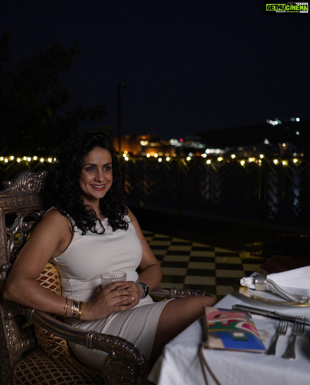 Gul Panag Instagram - Let me start by saying that I’m not a foodie. For those of you, who know me or have followed me, you’ll see that I hardly ever post about food. I eat to live. But all that changed in the last two days spent at @theleelapalaceudaipur . And how! Where does one even begin to describe the experience that the Leela Hotels pride themselves on curating. I could go on and on about the stunning artwork, and architecture, interiors, collection of contemporary art but more about that later. Or about the incredible warmth that is exuded by every single person you come into contact with. Starting with GM, himself! I’m on a very strict food regime prescribed by @sharmashalvi and the signature wellness menu Aujasya - was a great fit-a perfect balance of taste and nutrition with guilt free indulgence. Both Chef Ravish and Roopak crafted the finest food for us. From Pan Asian to authentic Rajasthani food with its robust spices - incredible! On our first evening we dined at the famed Sheesh Mahal ( rated one of the most romantic restaurants in the world by Architectural Digest US and) and enjoyed the incredible food prepared by Chef Roopak and traditional breads made by Neetu ji on a traditional fire. Neetu ji is Palace associate by day and spends time at the restaurant in the evening churning out traditional rotis. The next evening was at the Sheesh Mahal terrace with Chef Ravish curating the most incredible thali ever ( last photo) The resplendent City Palace bedecked by night, the serenity of Lake Pichola coupled with the flavours of Royal Dining made these evening unforgettable! And yes, I’m a certified foodie now. As long as the food is from Aujasya . #leelaudaipur #notjustaroadtrip #theleelapalaceudaipur #palacebythelake #theleela @ravishrmishra Leela Palace, Udaipur