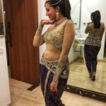 Hamsa Nandini Instagram - So good to be hitting the stage again 🤩. . @curls_and_curves555 Outfit @neeta_lulla