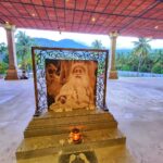 Hamsa Nandini Instagram - As Sadhguru says, "Self realization means to realize how foolish you have been. Everything has been right here within you and you dint get it." For me, the moment I stepped into the ashram I could sense an undiscribable force....an energy. Just made me realize what a beautiful feeling it is to be conscious and in the moment. Haven't stopped smiling eversince. Thanks to Isha Foundation, Coimbatore, for inviting me and making this magic happen within me. 🙏 . #ishalife #awakening #swanstories Isha foundation, Coimbatore