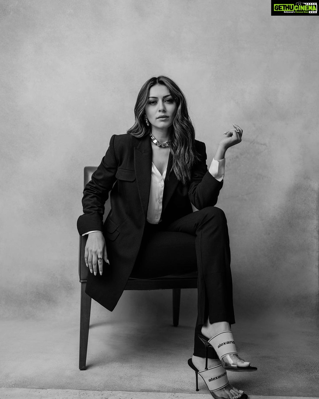 Hansika Motwani Instagram - ♠️ • • #promotions #partner • • Styling : @openhousestudio.in Outfit : @qua.clothing Jewellery : @shopeurumme Style Team : @mehavenkatesh @prarthanasrinivasaraja @saigopalchikkala_cine_costumer HMU : @sankpalsavita @rupeshryadav Photo : @aaronobed_art