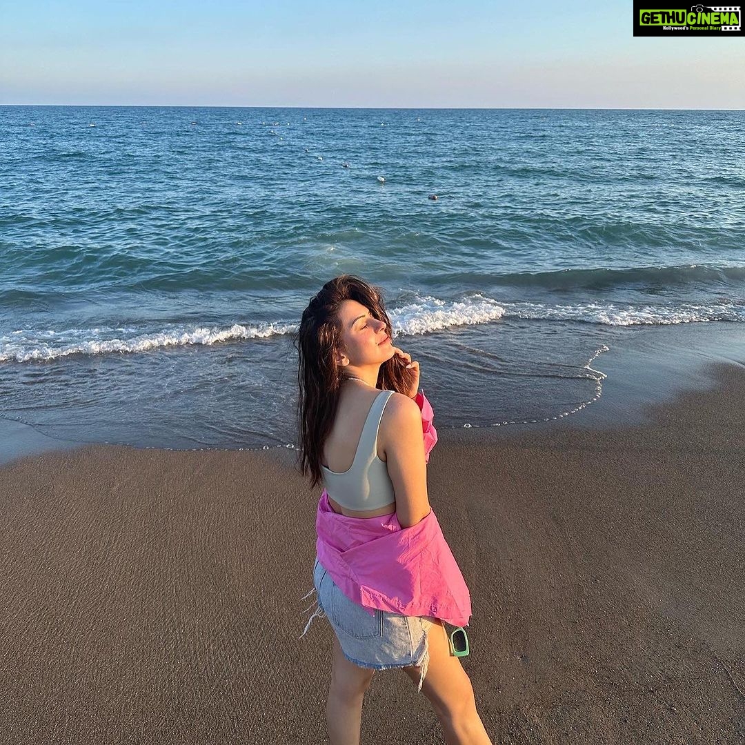 Hansika Motwani Instagram - 🌊 Antalya, Turkey