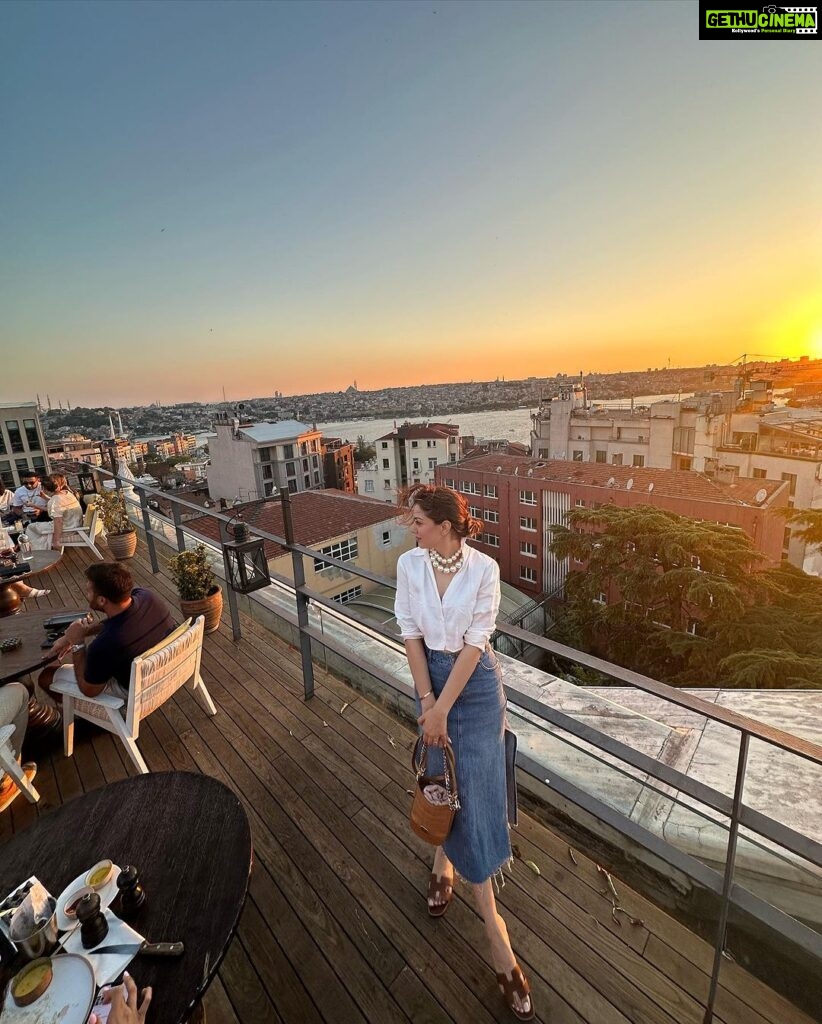 Hansika Motwani Instagram - 🇹🇷🫶🏻🧿 Soho House Istanbul