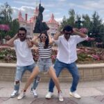 Hansika Motwani Instagram - Cool kids 😎