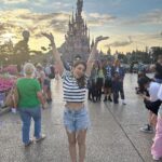 Hansika Motwani Instagram - Disneyland photo dump 🥰😍🥰🇫🇷 Disneyland Paris