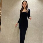Hansika Motwani Instagram - Hey 🖤