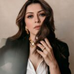 Hansika Motwani Instagram – ♣️
•
•
#promotions #partner
•
•

•

Styling : @openhousestudio.in
Outfit : @qua.clothing
Jewellery : @shopeurumme
Style Team : @mehavenkatesh @prarthanasrinivasaraja @saigopalchikkala_cine_costumer 
HMU : @sankpalsavita @rupeshryadav 
Photo : @aaronobed_art