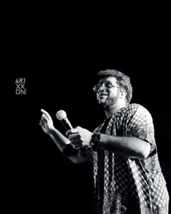 Haricharan Instagram - Listening to some tunes.. @haricharanmusic ❤️ #haricharan #arrahman #gvprakash #hariharan #kollywood #tamilactress #anirudh #yuvanshankarraja #alonetogether #ilayarajasongs #kollycinema #alonecreations #viralvideos #sidsriram #thala #chinmayi #shreyaghoshal #swethamohan #tamilcinema #ilayaraja #unnikrishnan #sujathamohan #sujatha #thalapathyvijay #chinnakuyilchitra #kollywoodactress #yuvan #anuradhasriram #vijayantony #vijayyesudas