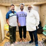 Haricharan Instagram - A Recording session with Legends for a legendary Movie Franchise. Such a Pleasure recording for the Academy Award winner, the Sweetest @mmkeeravaani sir for the Movie with #PVasu avargal. This is my 3rd time recording for him after Baahubali & PeLLisandhaDi2 ❤️❤️ #chandramukhi2 The Mystic's Room