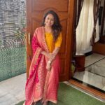 Hariprriya Instagram – 💛💖

Beautifully designed & styled by-@nineonine_designstudio 

#hariprriya 
#hariprriyasimha 
#simhapriya
#traditional 
#weekendvibes