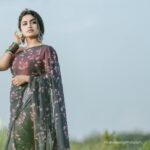 Haritha G Nair Instagram - 🏵️🏵️🏵️ . . 🎥 : @amalmullasserryphotography Saree : @arrco_iriisbyallenna Jhumka : @jhanvi__collections