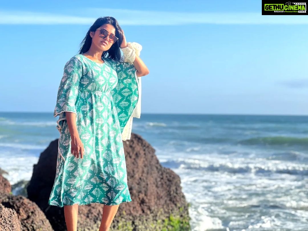 Haritha G Nair Instagram - In the sky 🌫️ In the Sea🌊 . . . 📸 : @rency_philip ( chetta... Ur frames 💯🤗😃)
