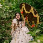 Haritha G Nair Instagram - 🌺തിരുവോണംദിനാശംസകൾ 🌺 . . @vizz__eyes_photography @arrco_iriisbyallenna