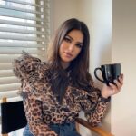Harnaaz Kaur Sandhu Instagram - Everyone should believe in something. For example, I believe I should have another cup of coffee!😋☕️
