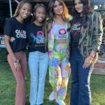 Harnaaz Kaur Sandhu Instagram - I couldn’t have asked for us to meet in any other way. Thanks @priyankachopra for your kindness at @glblctzn … you killed it!✨ @missuniverse Styled by @meemmap @ramybrook @satyajewelry Central Park, New York