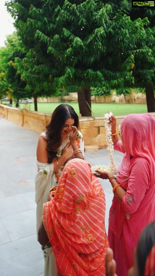 Harnaaz Kaur Sandhu Instagram - Miss Universe 2021 Harnaaz Kaur Sandhu spent the day interacting with the #WomenofPDKF and our General Secretary, Princess Gauravi Kumari of Jaipur. During her visit she learnt about the work that the women of PDKF are doing, the skills they have learnt here and the difference that the foundation is making in their lives. As an activist she has been doing extensive work in helping end #periodpoverty and expressed an interest in collaborating with the foundation for the same. . . . @harnaazsandhu_03 @timestalent @gauravikumari @thepdkfstore @rishubartaria @muksweta @sunil_celebrity_stylist #PrincessDiyaKumariFoundation #PDKF #MissUniverse #MissIndia #HarnaazKaurSandhu #ThePDKFStore #VisitorsatPDKF Badal Mahal ,City Palace,Jaipur