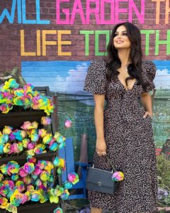 Harnaaz Kaur Sandhu Instagram - वो अक्सर हमारे बगीचे में आकर रियाज़ करते थे, पर किसी और को अपनी कोयल सी आवाज़ सुनाने के लिए… - Harnaaz New York City, N.Y.