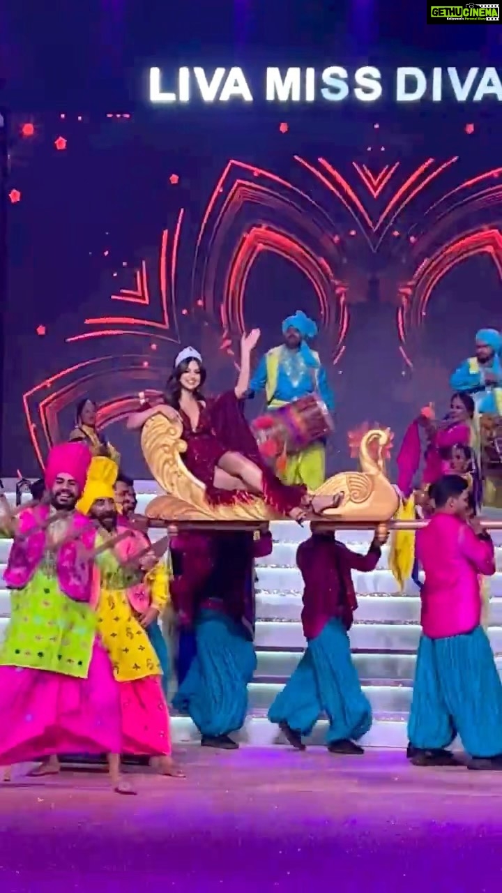 Harnaaz Kaur Sandhu Instagram - All about last night! What a fabulous show 😍 @missdivaorg ❤️ @missuniverse Mumbai, Maharashtra
