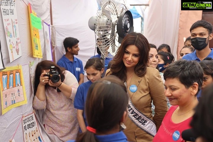 Harnaaz Kaur Sandhu Instagram - Be the change ✨ In regard to the coalition for menstrual equity we visited the Mahipalpur village in Delhi and met with young advocates at @planindia .They announced that a pad machine will be installed providing local women with a livelihood. The journey of manufacturing low cost sustainable sanitary pads starts here at Mahipalpur village. #changemakers #menstrualequity @missuniverse @ddbmudragroup @planindia @impactwayv @murugaofficial @missdivaorg Styled by @bharatg18 Outfit @geneslhofficial Jewellery @antarez.jewels Bag @purocosaofficial makeup and hair @ankchikara.artistry