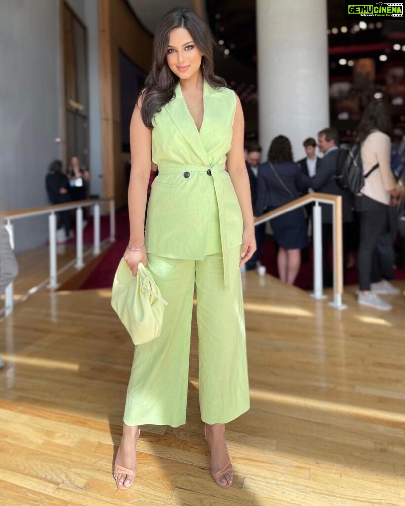 Harnaaz Kaur Sandhu Instagram - What a great day spent with incredible leaders around the world who came together for @time 100 summit to spotlight solutions on serious global issues and encouraging equitable actions towards a better world. @missuniverse Styled by @meemmap Suit @argent Bag @havemersi Jewelry @coeur_de_lion_jewellery Manhattan, New York