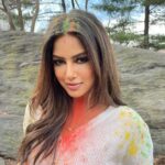 Harnaaz Kaur Sandhu Instagram - Happy Holi!❤️