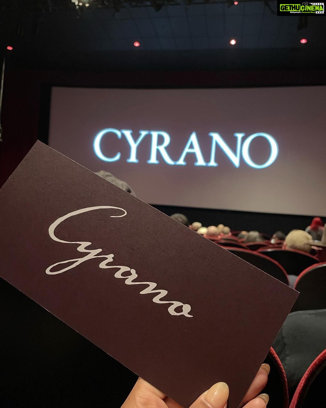 Harnaaz Kaur Sandhu Instagram - Some behind the scenes from today’s Movie screening🎥 Such an incredible movie! Totally loved every bit of it! Thank you so much for having me. Congratulations to the whole team of @cyranomovie @peterdinklage @kelvharrjr @halolorraine @missuniverse Styled by @meemmap Wearing @ramybrook Manhattan, New York