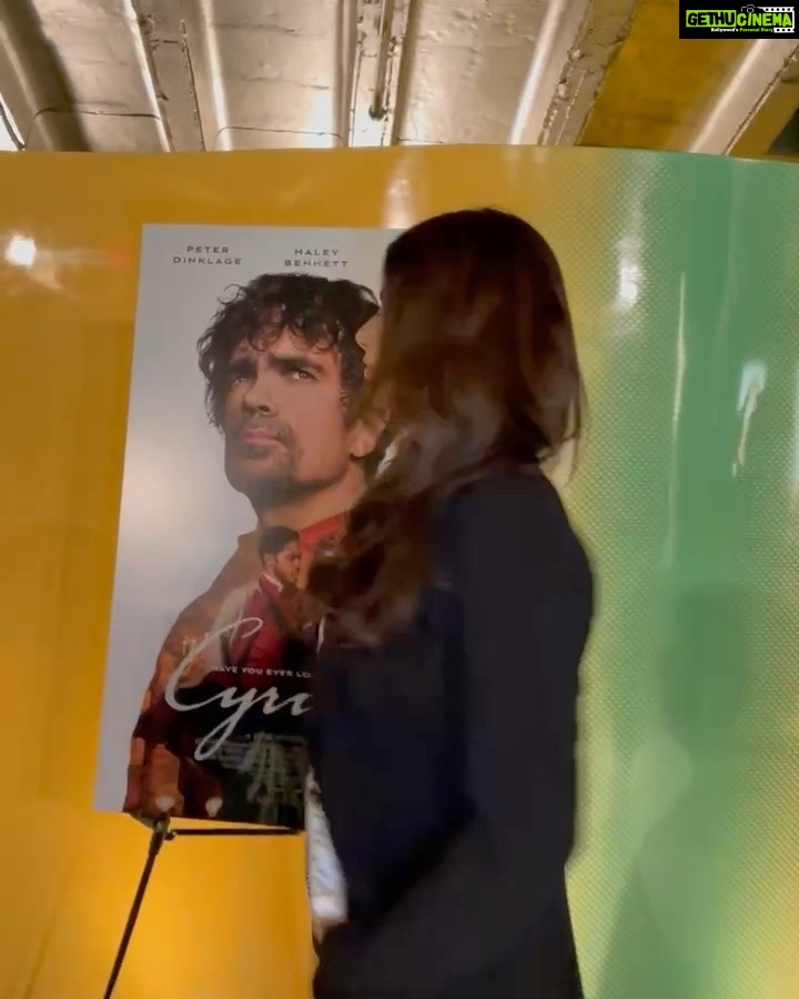Harnaaz Kaur Sandhu Instagram - Some behind the scenes from today’s Movie screening🎥 Such an incredible movie! Totally loved every bit of it! Thank you so much for having me. Congratulations to the whole team of @cyranomovie @peterdinklage @kelvharrjr @halolorraine @missuniverse Styled by @meemmap Wearing @ramybrook Manhattan, New York