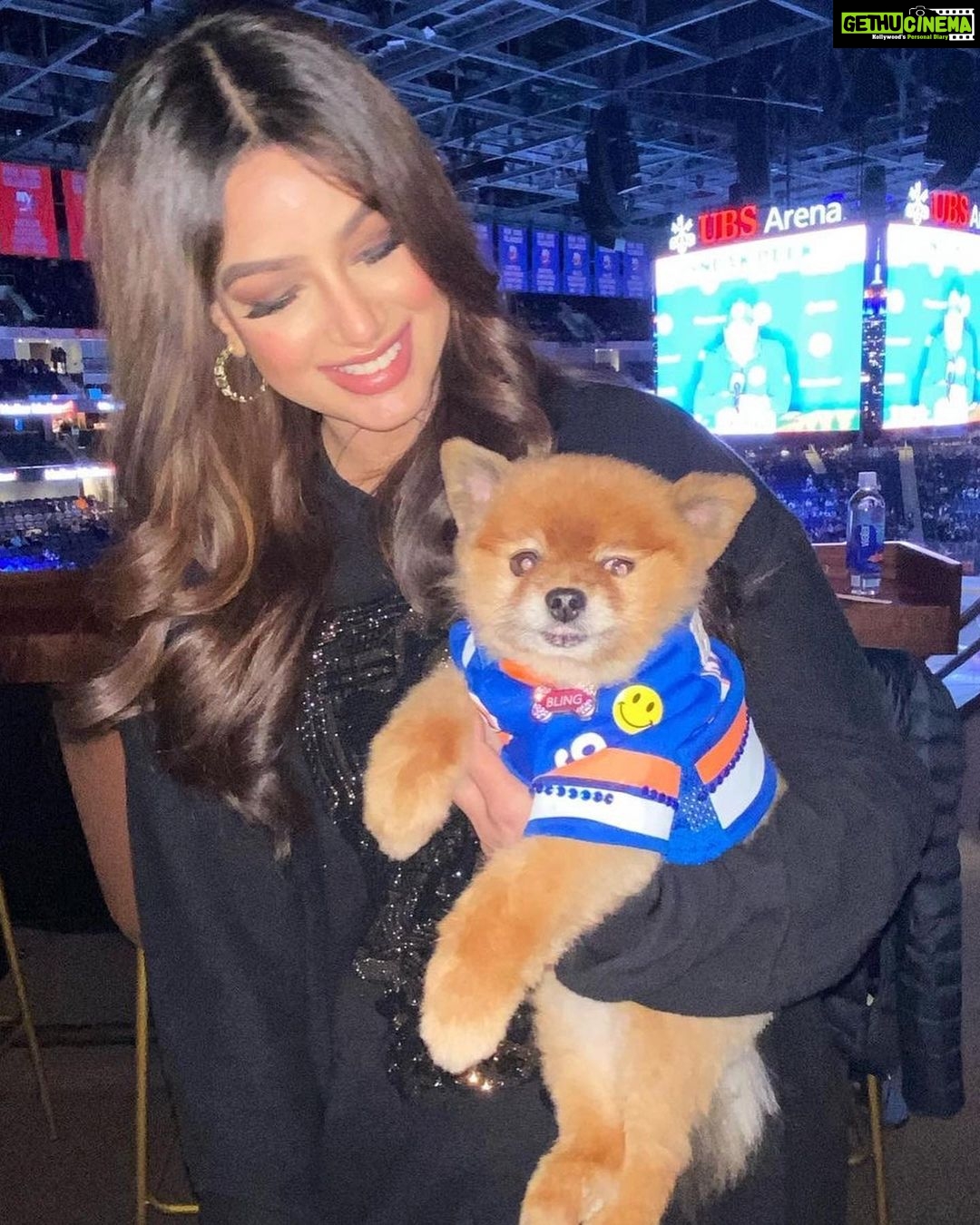 Harnaaz Kaur Sandhu Instagram - So Thankful to @smiletrain for giving me this great opportunity for being the flag captain of @ny_islanders Huge shoutout to everyone who helped us to raise funds for @smiletrain β¨β€οΈ Love and Respect ππ» @missuniverse Wearing @rockystar100 @rockystarofficial Earrings by @isharya