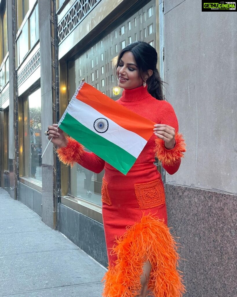 Harnaaz Kaur Sandhu Instagram - Happy Republic Day India 🇮🇳❤️ Jai hind ✨