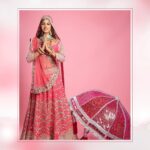 Harnaaz Kaur Sandhu Instagram - My National Costume is a royal visual representation of a woman that showcases the Indian Queen , strong yet delicate. It’s elements are symbolic towards the protection instinct of a woman. The key elements of the Costume are Mirrors and The Umbrella. The representative element of the National Costume is the color Pink 💖 Thank you @abhinavmishra_ for such an intricate piece of art that is my national costume and today as I walked on that stage, I felt a sense of empowerment. I dedicate my performance to all those strong women out there who race battles everyday with a smile. You’re a warrior and don’t let anyone tell you otherwise. 🌺 Fashion Director @bharatg18 Outfit @abhinavmishra_ Jewellery @curiocottagejewelry Custom made Umbrella by @rezachirag Hair by @vishakha_hairart Makeup by @shubhu.makeupartist Photographer @vaibhavdpandey Lights by @photoquipindia @elinchrom_india @missdivaorg @missuniverse @timestalent #HarnaazSandhu #LIVAMissDivaUniverse2021 #MissUniverse2021 #MissUniverseIndia #MissUniverse #MissIndia #MU2021 #India #VisitIsrael