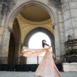Harnaaz Kaur Sandhu Instagram - What a beautiful day this was in Mumbai - these shots were taken while I was shooting a video that would capture the essence of the fashion capital of India. Mumbai isn’t a city, it’s an emotion. Stay tuned for the video. Coming up next 🙂 Fashion Director @bharatg18 Outfit @asalabusandeep @abujanisandeepkhosla Jewellery @sunitajhunjhunwala Hair and make up: @shubhu.makeupartist @khushbuharia @timestalent @missuniverse #HarnaazSandhu #LIVAMissDivaUniverse2021 #MissUniverse #RoadToMissUniverse #MissUniverse2021 #VotingApp #VoteForIndia #India #TeamIndia
