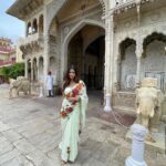 Harnaaz Kaur Sandhu Instagram – Jaipur 🦚 💗

MUA- @aditimakeupartist 
Hair- @sunil_celebrity_stylist 
Outfit – @muksweta Jaipur, Rajasthan
