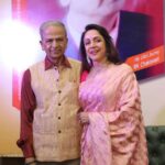 Hema Malini Instagram – “Galloping Decades” was successfully launched at the Constitution Club yday. All the invitees came for the occasion and appreciated the event.

#gallopingdecades #booklaunch #delhi #constitutionclubofindia