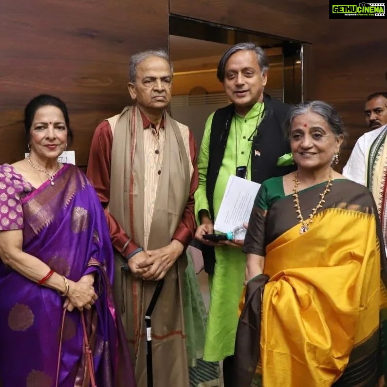 Hema Malini Instagram - “Galloping Decades” was successfully launched at the Constitution Club yday. All the invitees came for the occasion and appreciated the event. #gallopingdecades #booklaunch #delhi #constitutionclubofindia