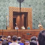 Hema Malini Instagram - More photos of the beautifully conceived building. All our itihasic glory reflected in the panels and murals on the walls. The long bronze beautifully carved panel depicts the Sagar Manthan Congratulations to all the artists who have worked so hard to make this vision a reality🙏A sight worth seeing and certainly worth the wait! #MyParliamentMyPride
