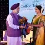 Hema Malini Instagram - What a wonderful function it was yday! Hon minister Hardeep Singh ji not only launched the coffee table book, he also spoke beautifully about it & praised the effort gone into bringing out such a comprehensive book full of relevant info. The IOC people coordinated so well and helped make the function a success. All thanks to them🙏 #vrindavan #coffeetablebook #event