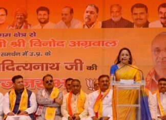 Hema Malini Instagram - Local body district Mathura election hectic campaigning by me on 26 and 27th April 2023 at Barsana, Chaumukha, Raya, Baldev, Gokul and also municipal corporation of Mathura Vrindavan for the Mayor election with Hon'ble CM Yogi ji. Campaigned extensively in ward numbers 61, 64,… #mathuraelection #electioncampaign #mayorelection