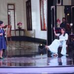 Hema Malini Instagram - Spent a magical day with our little champions. Wait for the wonder kids on #saregmplilchamps on @zeetv Here are more photos of this very interesting upcoming event! Do not miss these talented kids, born with lilting music in their blood - in action with Shankar Mahadevan, Annu Malik and me. Costume & Jewelry by @manishmalhotra05 @mmalhotra.world #saregamapalilchamps #realityshow