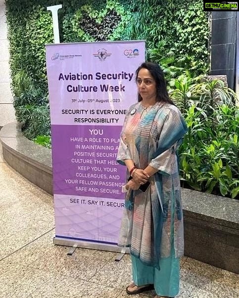 Hema Malini Instagram - I would like to congratulate the Ministry of Civil Aviation & DG BCAS for initiating the Aviation Security Culture Week across India with an endeavor to raise awareness on Aviation security with a commitment to make air travel safe for all. Thank you CISF and the entire team of Security professionals at Mumbai International Airport, for making our journey safe and secure. Remember, Security is everyone’s responsibility -  See it. Say it. Secure it. I would also like to thank CISF and Airline security staff who were assembled (20-30 staff) on my way, post security and I appreciate their efforts in making Air travel safe and secure at Mumbai Airport.@csmia_official for Mumbai Airport @MOCA for Ministry of Civil Aviation @moca_goi #securityculturalweek #mumbaiaviation #mumbaiinternationalairport