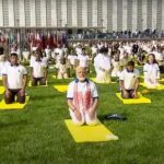 Hema Malini Instagram - What a wonderful way to promote yoga! Modi ji leading the way in the UN on International Yoga Day and establishing this ancient practice on the universal scene. The world watched in admiration as more than 100 countries’ representatives partook in the joint yoga session with Modi ji🙏 #yoga #worldyogaday