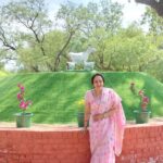 Hema Malini Instagram - I visited the Central Institute For Research on Goats in Mathura today. I was Chief Guest at the valedictory function of the Centenary National Goat Farming Training Program by the Institute. Saw the entire scientific process and the various products made from goat milk developed at CIRG and showcased at Technical Information Centre (TIC). It is an initiative by our PM to provide additional income to small farmers @bjp4mathura #cheifguest #centralinstituteforresearchongoats #mathura #centenarynationalgoatfarming #cirg