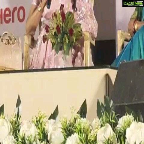 Hema Malini Instagram - On the occasion of Dev Anand's centenary on 26th of September there were celebrations held all over India. I attended The evergreen Dev Anand Society's event in Jaipur which was held at the Raj Mandir theatre. This fan club organised the event in a grand way. It was wonderful to watch how Dev Saab's fan following remains steady even after so many years. There were those who dressed up like him and there were those who sang his songs. it was a mega celebration. #devanand #birthcentenary #event #jaipur #devanandsociety